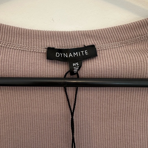 Dynamite Ribbed Scoopneck Top - Picture 2 of 6